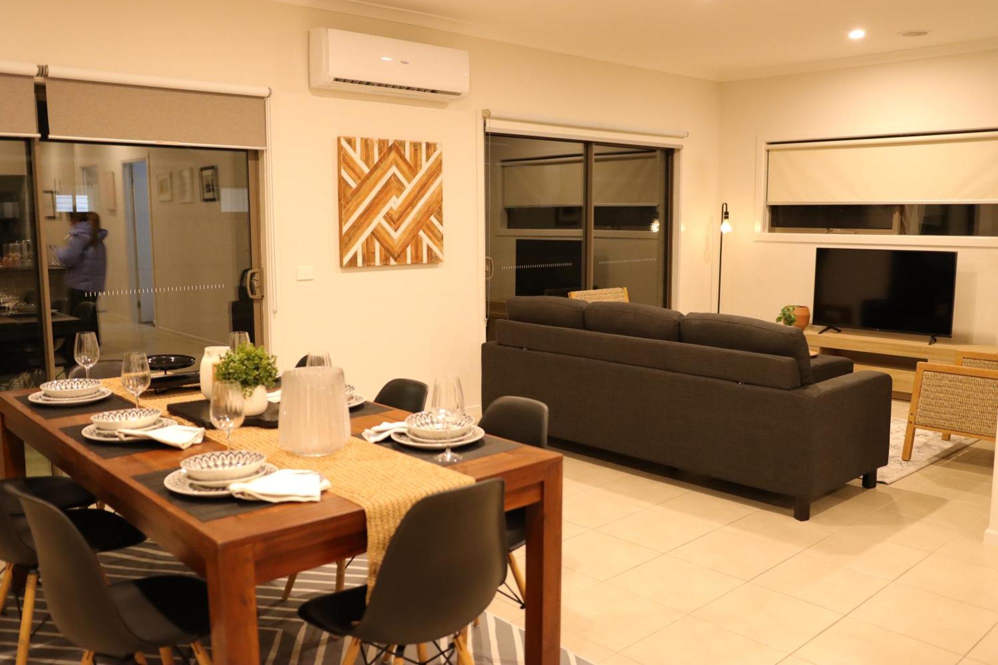 Melbourne Holiday House For 15 Peoples In Sanctuary Lake 库克点 外观 照片