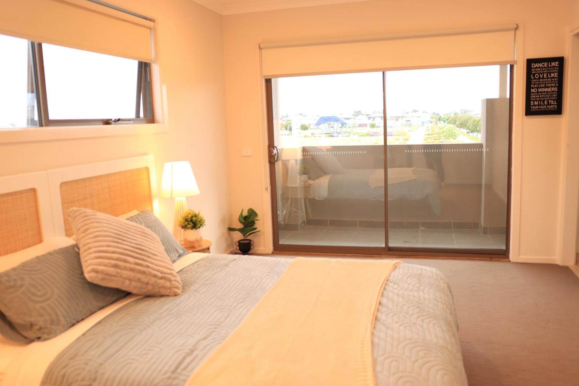 Melbourne Holiday House For 15 Peoples In Sanctuary Lake 库克点 外观 照片